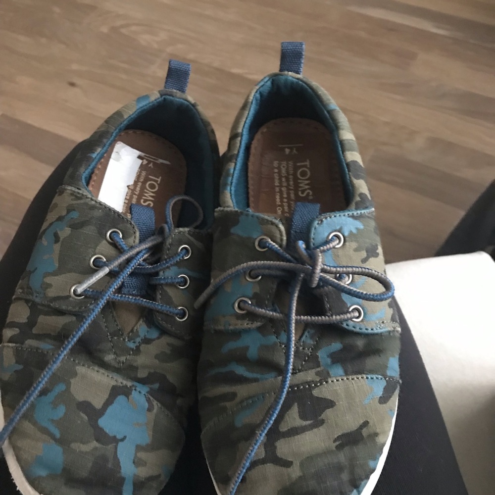 Toms shoe